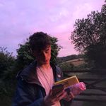 Profile Picture of Loading... (@robin_howard_) on Instagram