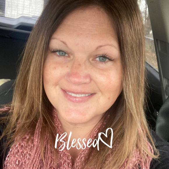 Profile Picture of Jessica Mccomb engstrand (@abigredfan) on Poshmark