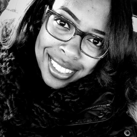 Profile Picture of Sharon Freeman (@syf2) on Poshmark