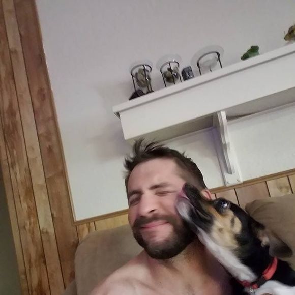 Profile Picture of Mark Cholefsky (@dryheat007) on Poshmark