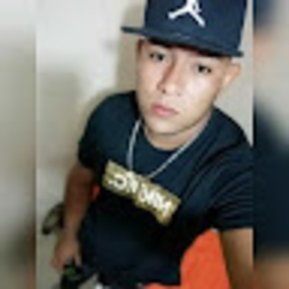Profile Picture of Kevin Barrera (@kbarrera134) on Poshmark