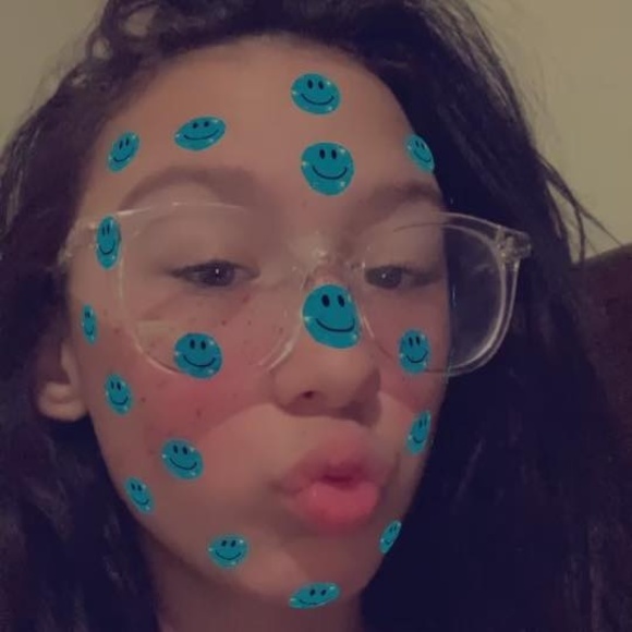 Profile Picture of Jenna Pustelak (@jennapustelak) on Poshmark