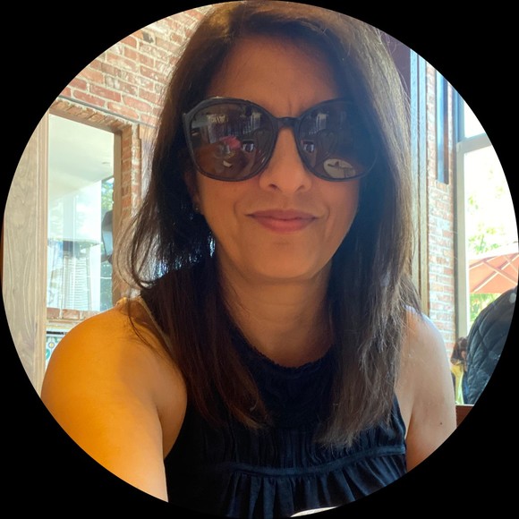 Profile Picture of Sherine Shammas (@hannah2601) on Poshmark