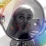 Profile Picture of ali for friends,alice for all🌈 (@alice.doesntsharethefood) on Instagram