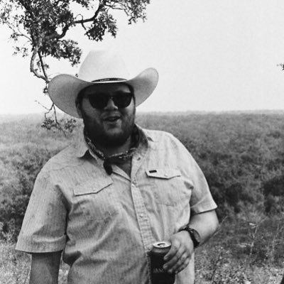 Profile Picture of Ted Mackey (@tmac714chillin) on Twitter