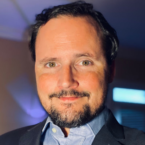 Profile Picture of Jeremy Smith (@justjeremydavid) on Poshmark