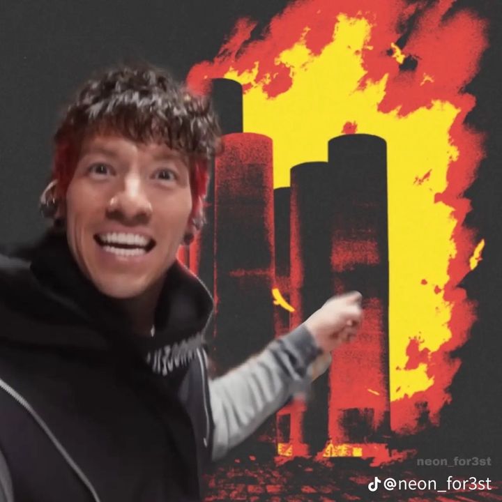 Profile Picture of Lora Moon (@loramoon55) on Tiktok