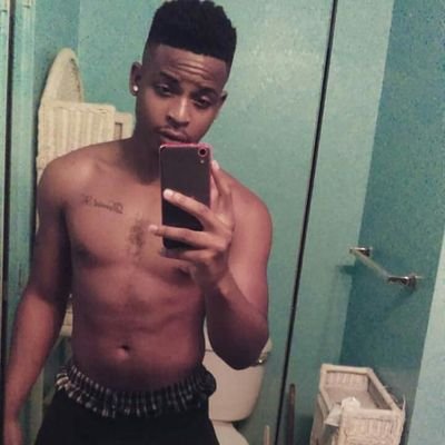 Profile Picture of Bang Like Chop (@_AYOO_BEN_) on Twitter