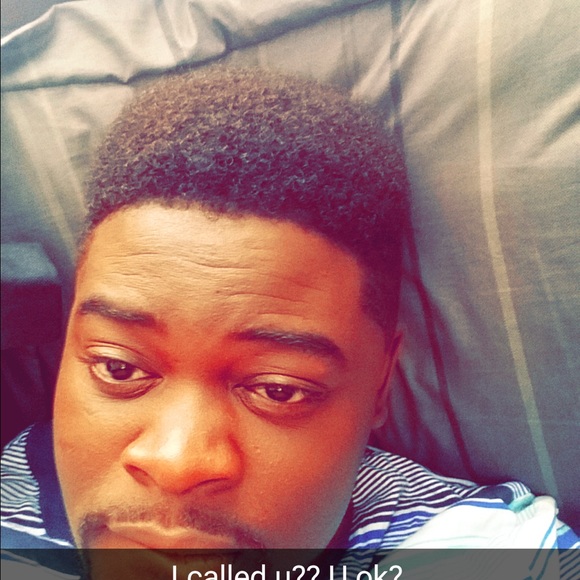 Profile Picture of Aaron Swain-rosario (@aswain22) on Poshmark