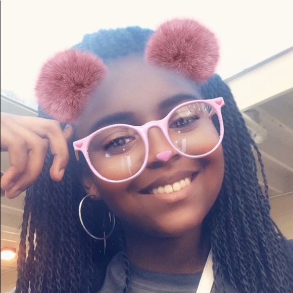 Profile Picture of Nyeirah Hankerson (@badgalnyny1) on Poshmark
