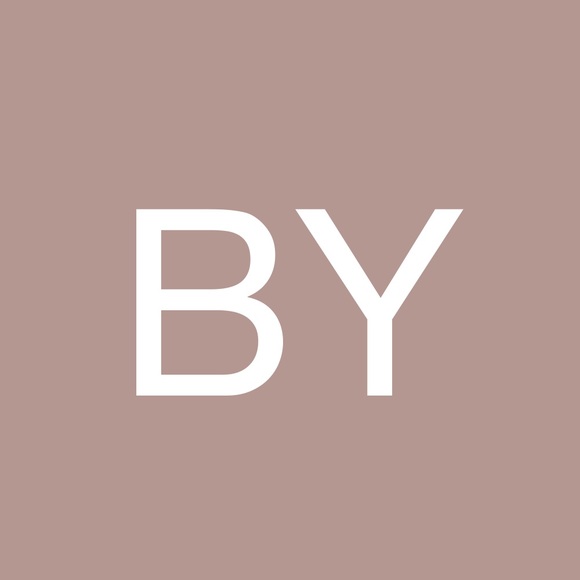 Profile Picture of B. linda Yoder (@yoderbl) on Poshmark