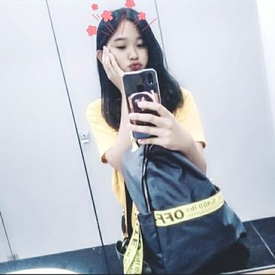 Profile Picture of Jeon Janet (@JeonJanet2) on Twitter
