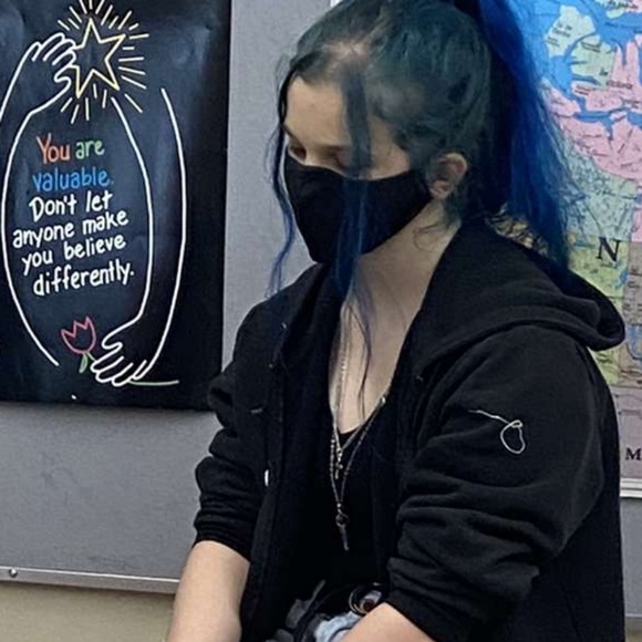 Profile Picture of Sadie Dowler (@sadie_dowler) on Poshmark