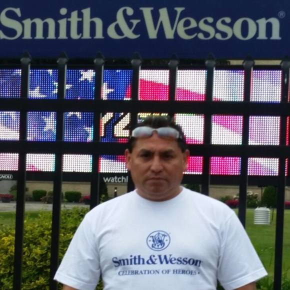 Daniel Llerena - Poshmark Profile Picture of Daniel Llerena (@danielllerena) on Poshmark