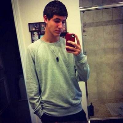 Profile Picture of JustinColson (@ItsJustinColson) on Twitter