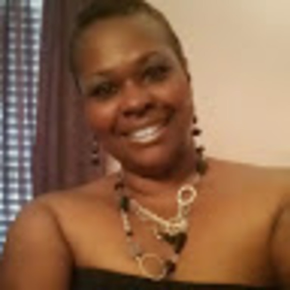 Profile Picture of Toni c. Ventroy (@tcventroy) on Poshmark