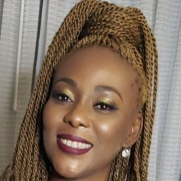 Profile Picture of Alice Okali (@aokali) on Poshmark