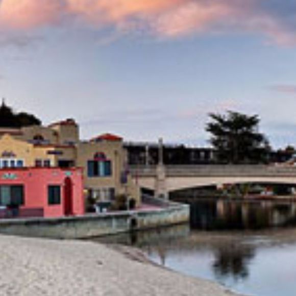 Profile Picture of Jen Discher (@scjeni) on Poshmark