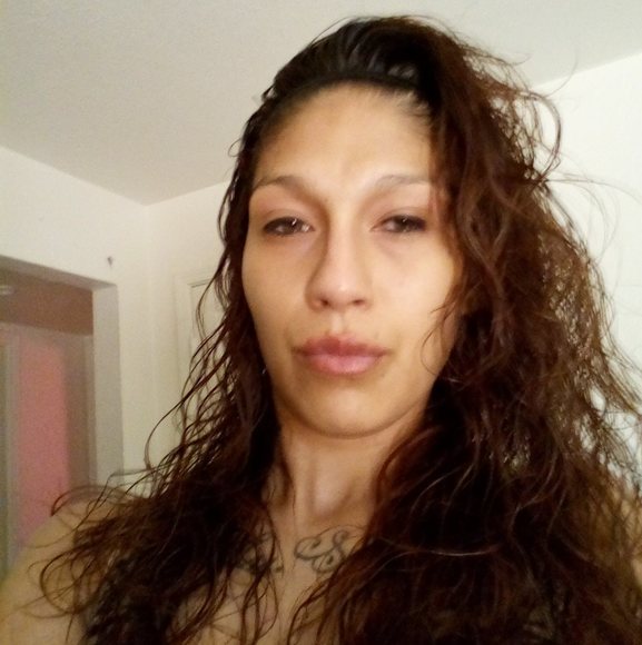 Profile Picture of Monique Victorio (@monique6989) on Poshmark