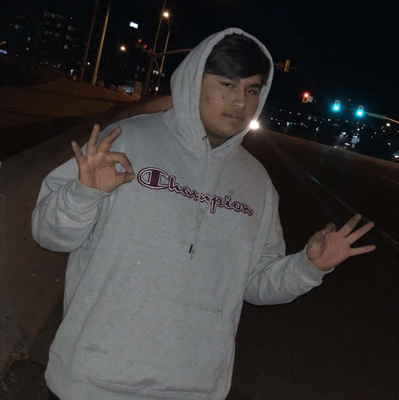 Profile Picture of Danny Romero (@dfffjxje) on Poshmark