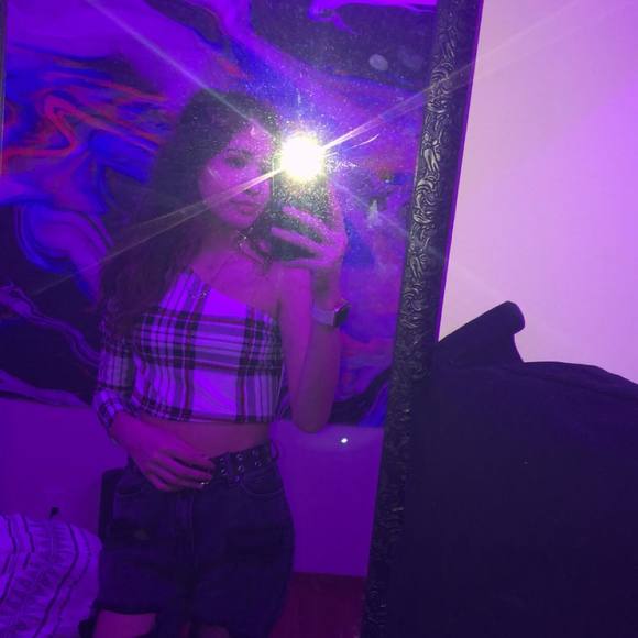Profile Picture of Rosa Lugardo (@rblugardo) on Poshmark