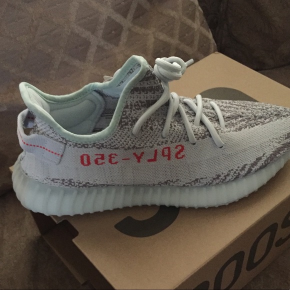 Profile Picture of Mark Wright (@markellyuu5) on Poshmark