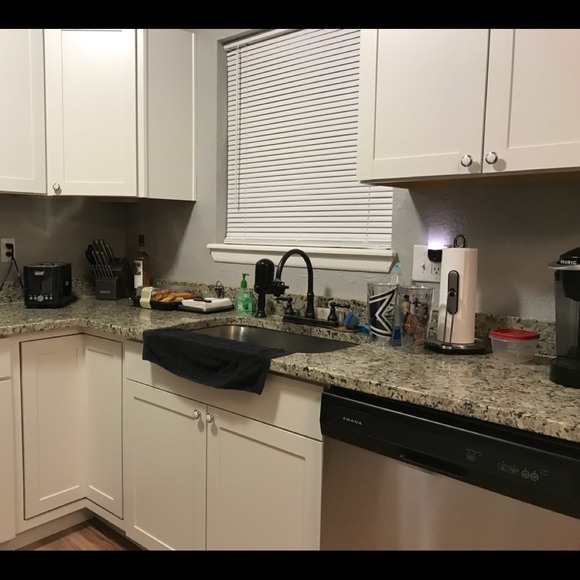 Profile Picture of John Tolbert (@flanative84) on Poshmark