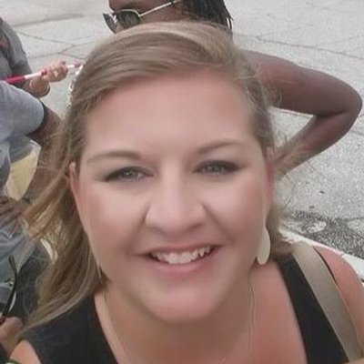 Profile Picture of Crystal Lovelady (@StressFreeVaca) on Twitter