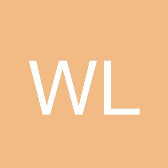 Profile Picture of Winnie Liu (@wliu723) on Poshmark