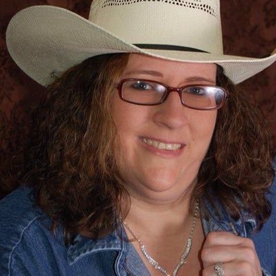 Profile Picture of Angie (Pipkin) Allen (@@okiegirl3271) on Twitter