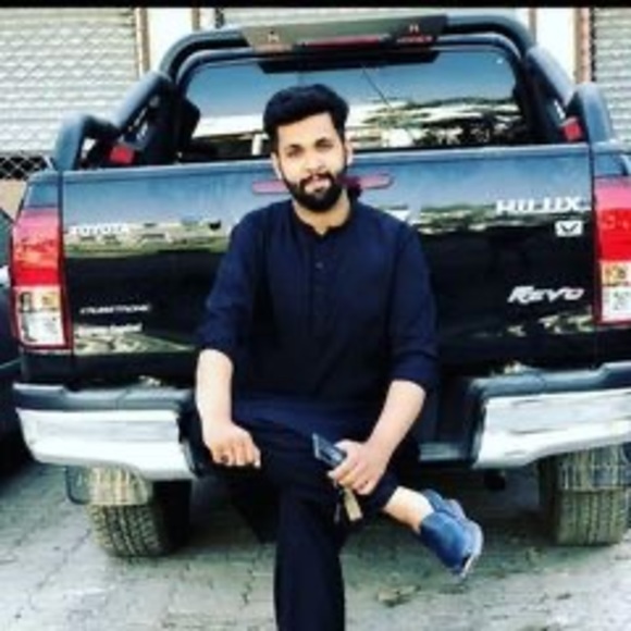 Syed hassan Saifullah - Poshmark Profile Picture of Syed hassan Saifullah (@hassan876) on Poshmark