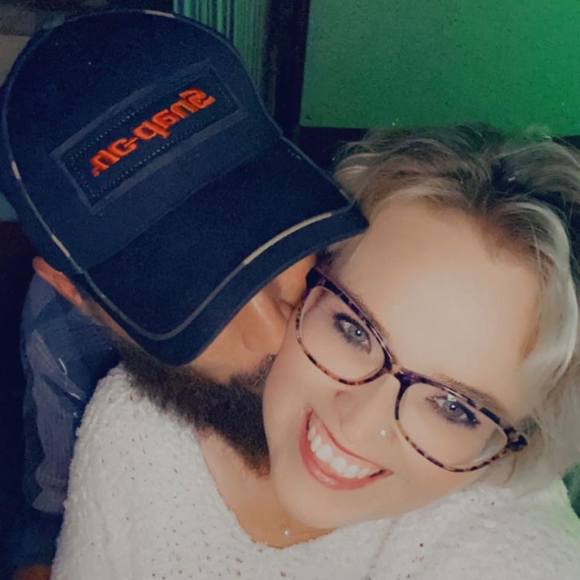 Profile Picture of Lori Perry (@lori5613) on Poshmark