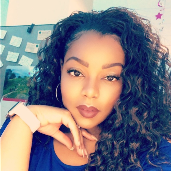 Profile Picture of Ashley Risher (@ash6885) on Poshmark