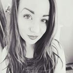 Profile Picture of Carly Stevenson (@carlyonvanisle) on Instagram