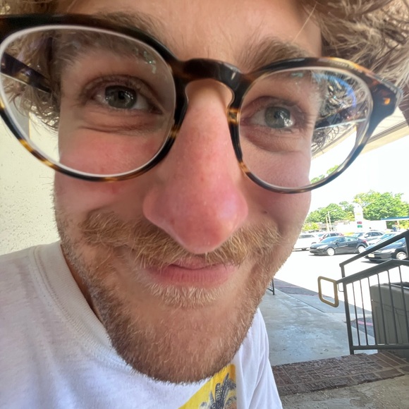 Profile Picture of Benjamin Simpson (@bensimpysimp) on Poshmark