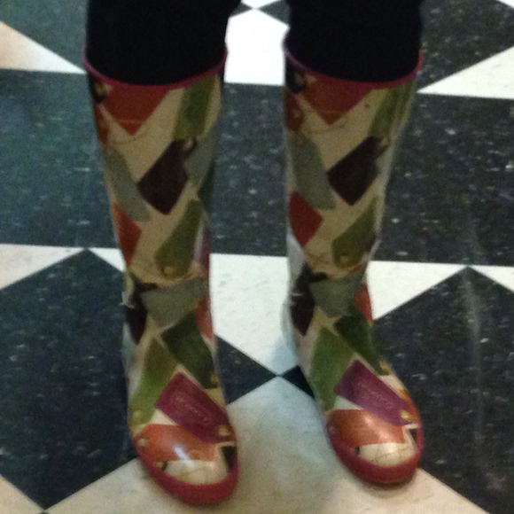 Profile Picture of Deleana Whitner (@deleanaw) on Poshmark