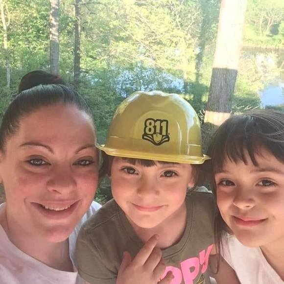 Profile Picture of Annette Denion (@annettedenion) on Poshmark