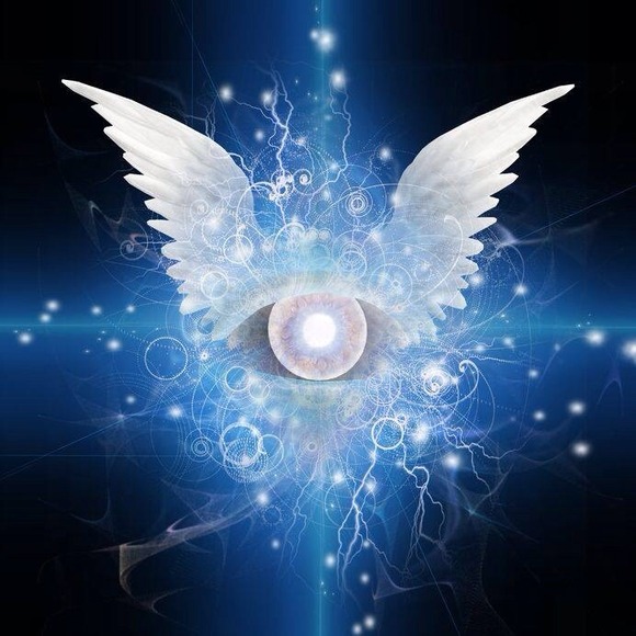 Profile Picture of Amie Mckey (@amiemckey) on Poshmark