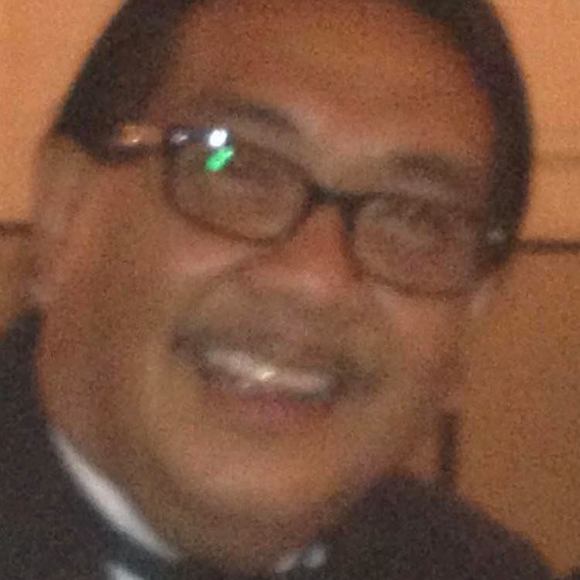 Joel Suarez - Poshmark Profile Picture of Joel Suarez (@joeler60) on Poshmark