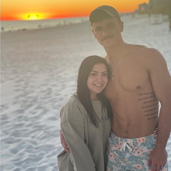 Profile Picture of Drake Smolinski (@drakesmolinski) on Poshmark