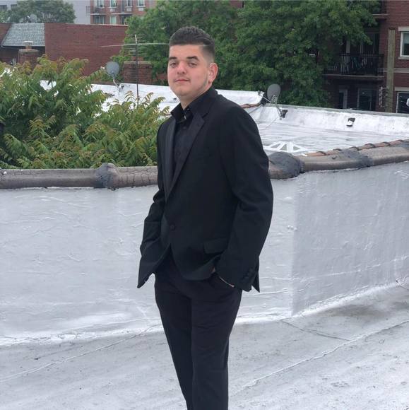 Joey Mercado - Poshmark Profile Picture of Joey Mercado (@jmercado1046) on Poshmark