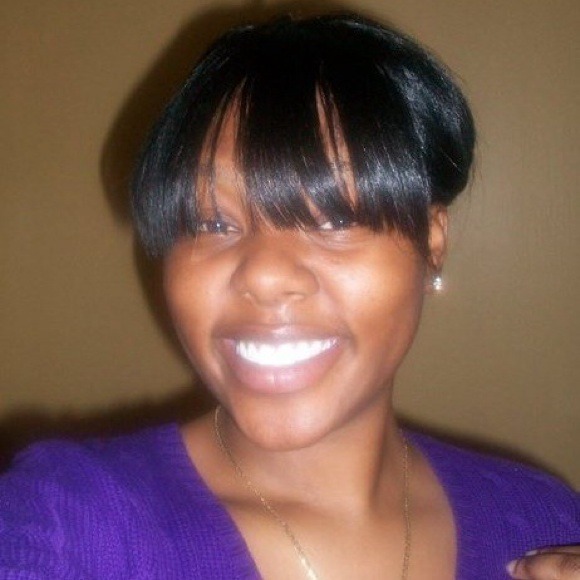 Profile Picture of Janae Rones (@janae914) on Poshmark