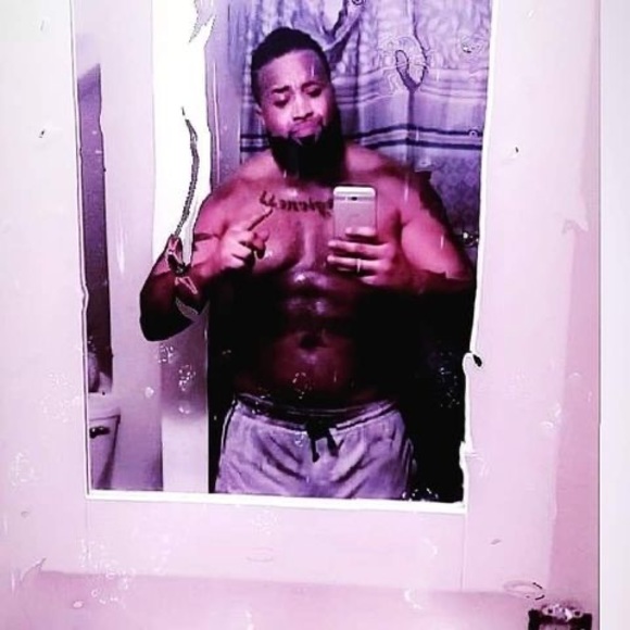 Profile Picture of Sean Boykin (@sean_b814) on Poshmark