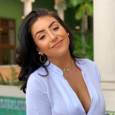 Profile Picture of Carolina Navarro (@c_navarroo) on Twitter