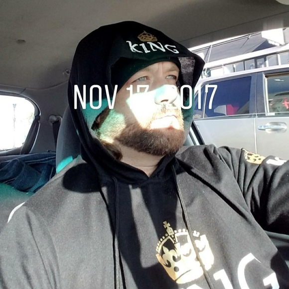 Profile Picture of John Whiteman (@johnwhiteman) on Poshmark