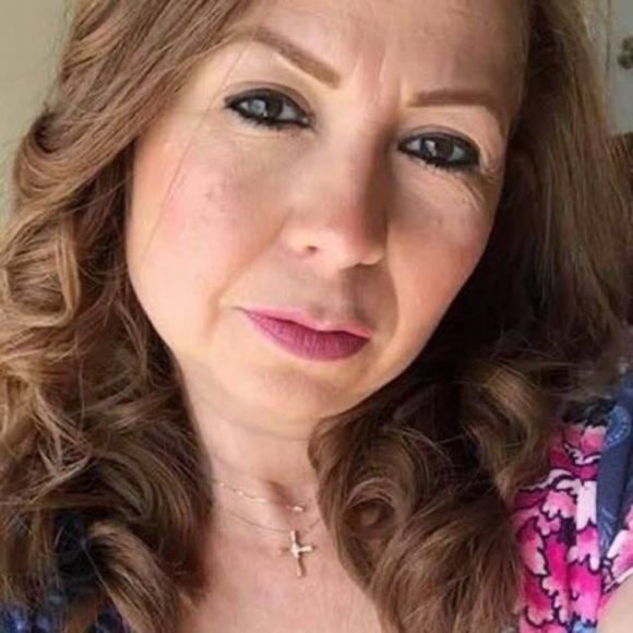 Profile Picture of Lorena Canales (@lorenita1970) on Poshmark
