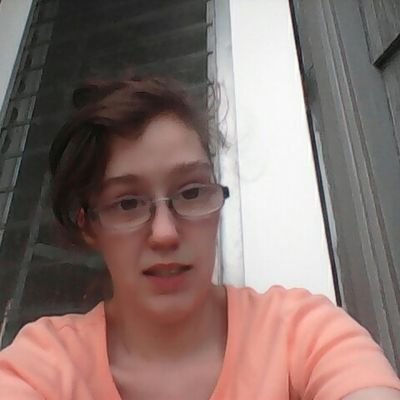 Profile Picture of Ursula Labbe (@urs88) on Twitter