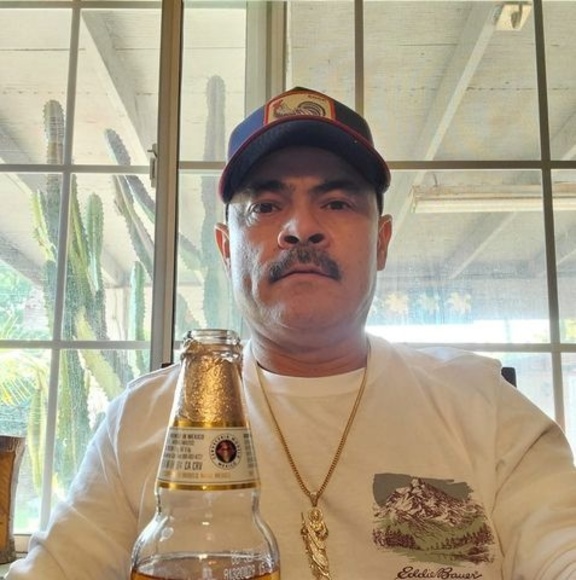 Profile Picture of Ernesto Jimenez (@ernestojimen168) on Poshmark