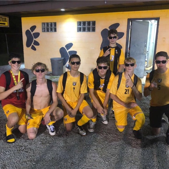 Profile Picture of Landon Urcho (@landonu71) on Poshmark