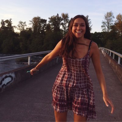 Profile Picture of Molly Petrusich (@MollyPetrusich) on Twitter